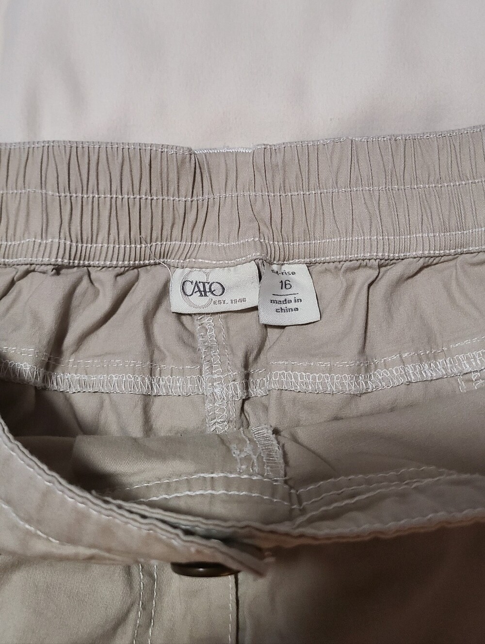 Womens Lightweight Cargo Pants in Light Beige - Picture 2 of 4